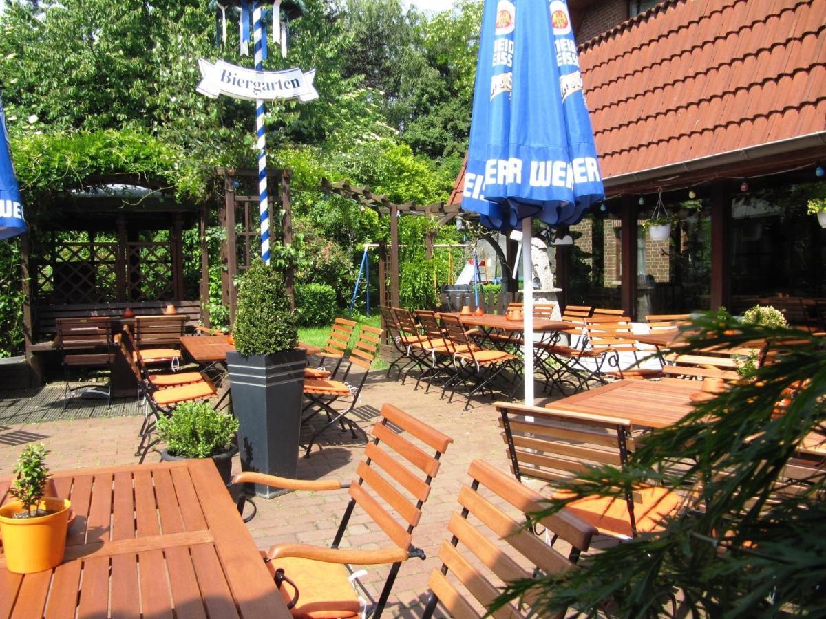 Akzent Hotel Cordes & Restaurant Am Rosengarten Sottorf Exterior foto
